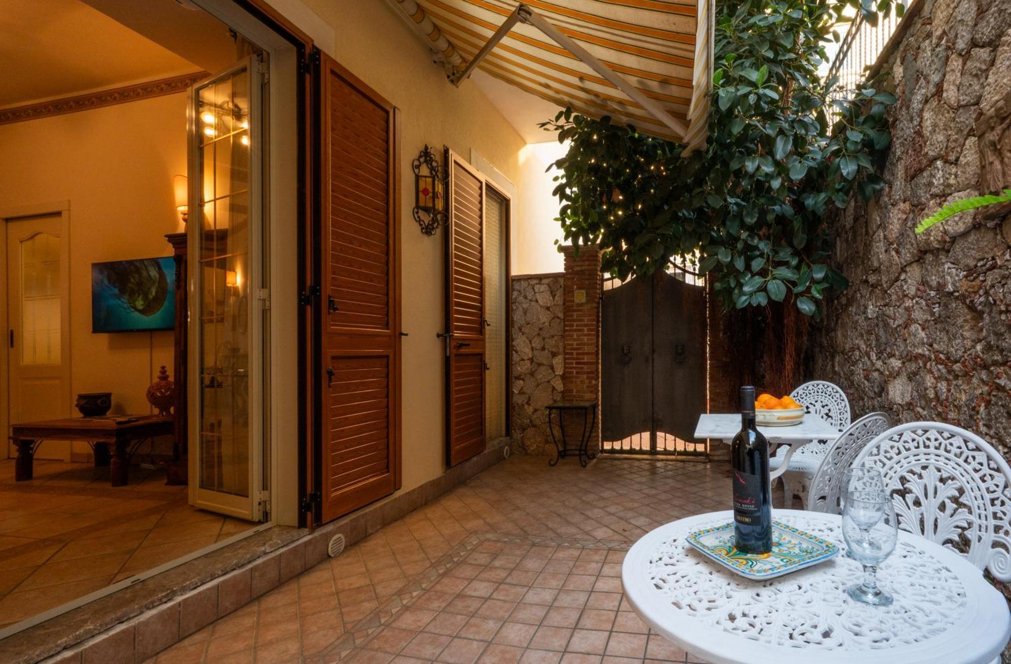 Casa D'Arte Taormina Apartment Exterior photo